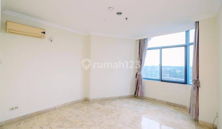 3BR Unfurnished Apartemen Parama 2