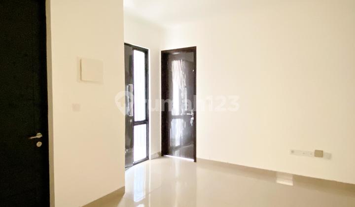 2-Bedroom Furnished Apartment Green Royal Condo House