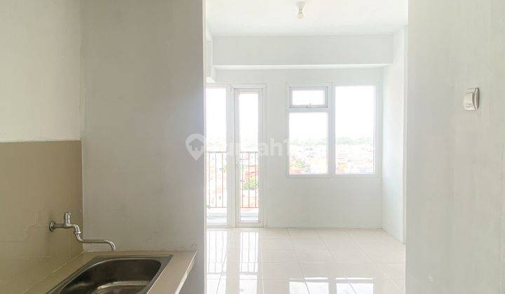 Studio Unfurnished Apartemen Metropolitan Park 2