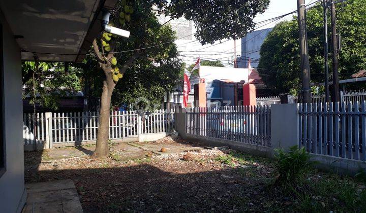 Sewa Rumah Luas Perlu Renovasi di Kelapa Dua Jakarta Barat I D  2