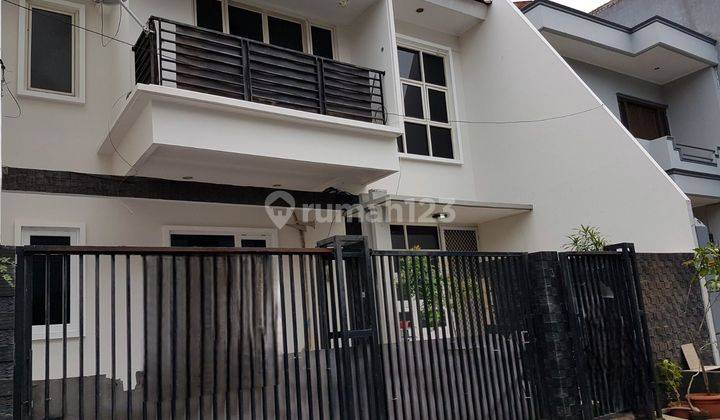 Rumah Minimalis Modern 2lantai Siap Huni Di Tomang Jakarta Barat 1