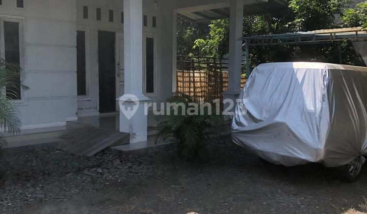 Rumah Dpan Jalan Raya di Kabuoatem Tegal 2