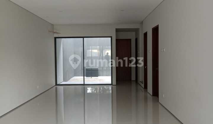 Rumah Luas Open Space Dalam Komplek Cinere Nempel Jaksel 2