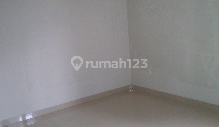 Rumah super luas nempel jaksel pondok labu dan exit tol andara 9