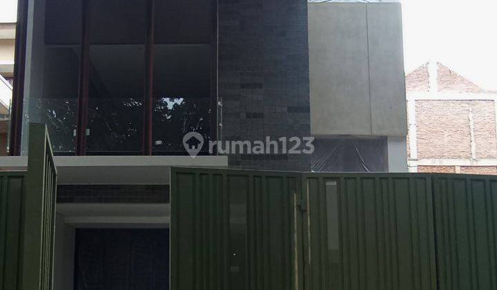 Rumah Modern Siap Huni Dalam Komplek Golf Pondok Labu 1