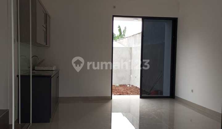 Most Comfortable Nice House in Cinere Complex Near Toll Road and South Jakarta 2