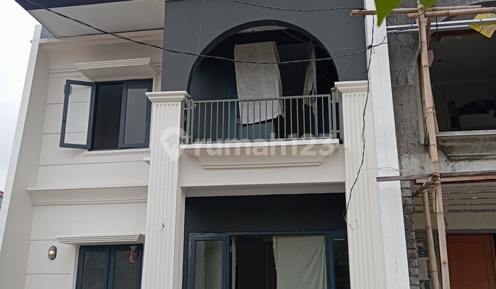 Rumah Luas Dilokasi Emas Cinere Nempel Banget Lebak Bulus