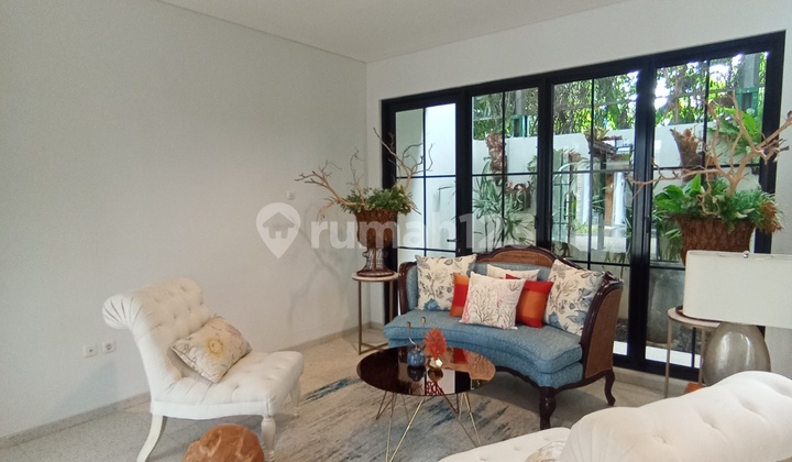 Ready-to-Occupy House Closest to Lebakbulus MRT 2