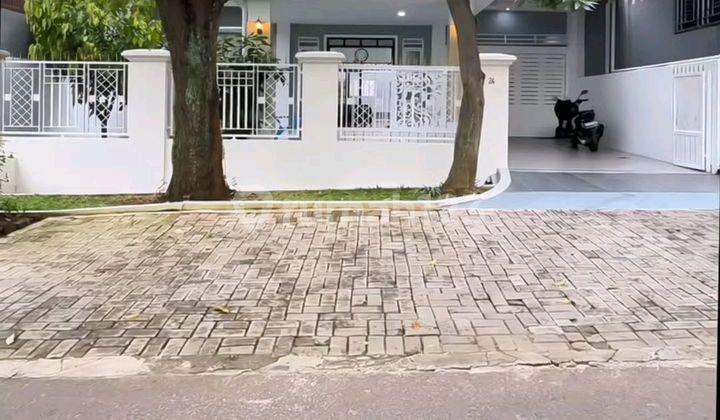 The Most Comfortable Spacious House in a Complex Near Cilandak