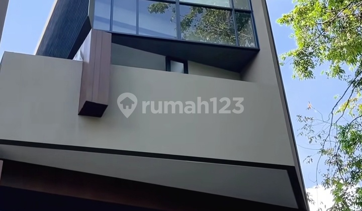 Rumah Unik Modern Di Kemang Selatan Nempel Cipete