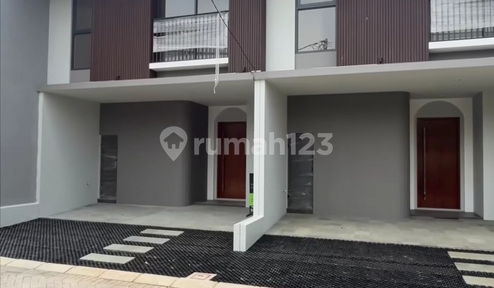 Rumah Mewah Di Lokasi Emas Pertanian Lebak Bulus