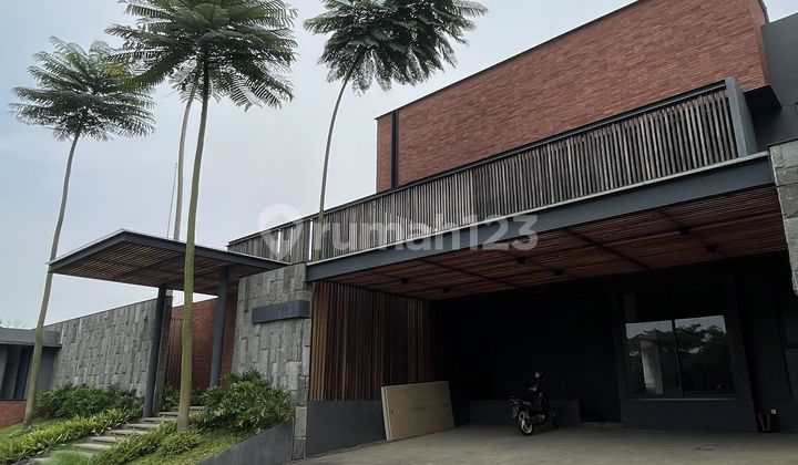 Most Luxurious and Comfortable Resort House Near Lebak Bulus 2