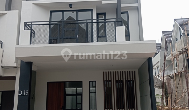 Rumah Cantik 3 Lantai Real 5 Menit Lebak Bulus Rumah Cantik 3 Lantai Real 5 Menit Lebak Bulus