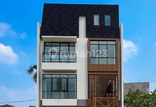 Rumah Mewah 3 Lantai Kemang Barat Jakartaselatan 