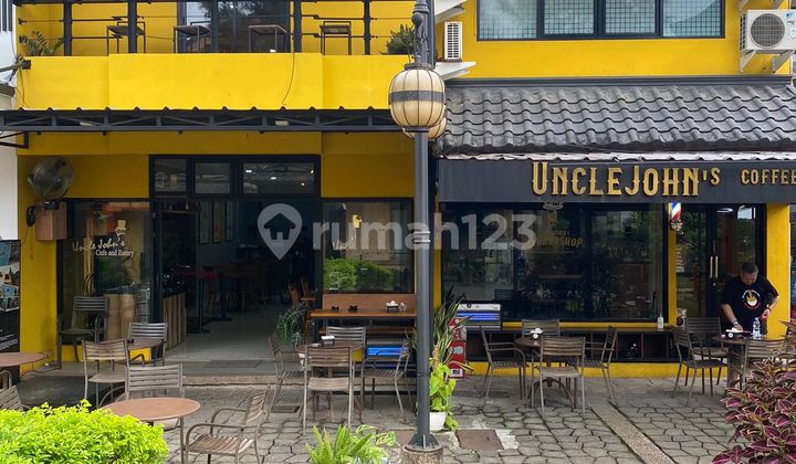 Fully Furnished & Strategic Shop House in Boulevard Kota Wisata Fully Furnished & Strategic Shop House in Boulevard Kota Wisata