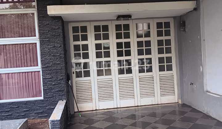 Rumah 2 Lantai Cibubur Country | SHM | Harga Menarik 2