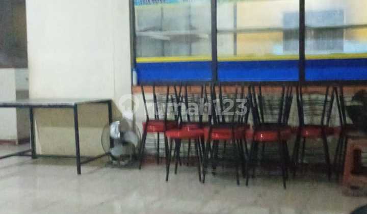 Ready-to-Occupy Shop House Suitable for Business 2