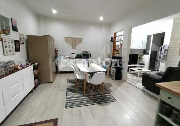 Hot Sale! Modern House in Kota Wisata Cibubur - Move-in Ready 2