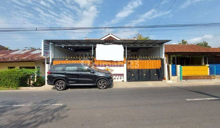 Rumah pinggir jalan raya purwokerto utara, dekat SPN dan Amikom  1