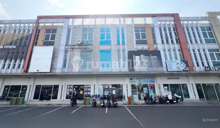 For Quick Sale: Burgundy Ruko at Summarecon Bekasi, Strategically Located & Facing Main Road