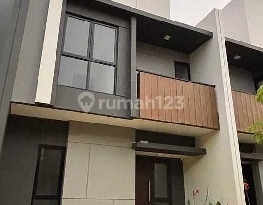 For Rent New House in Summarecon Crown Gading Bekasi