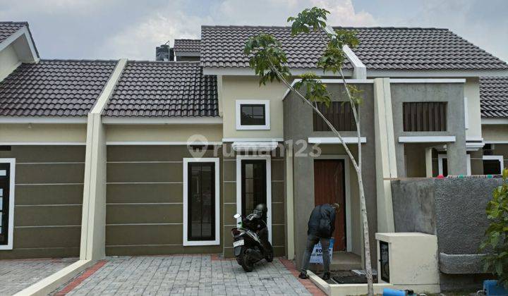 Rumah Perum Alexandria Hills Dukuh Tengah Buduran, Sidoarjo 1