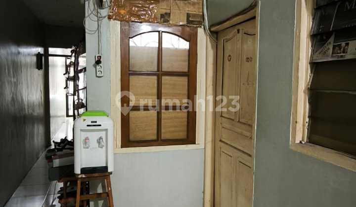 Rumah Kost 10 Kamar di Taman Ratu – ROI Tinggi, Harga Nego Sampai Jadi! 2
