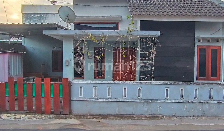 Sell House Cheap Price Purwomartani Kalasan 2