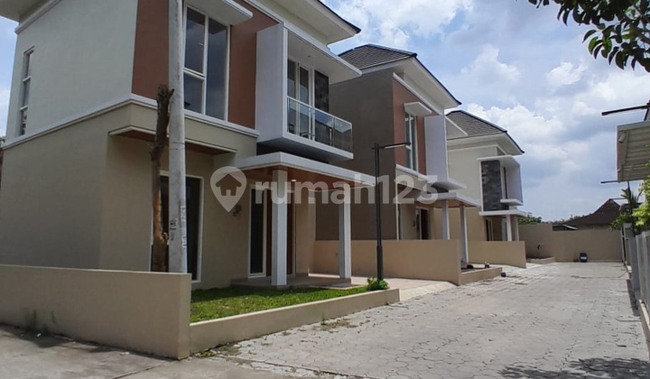New House South of Prambanan Temple Yogyakarta 2