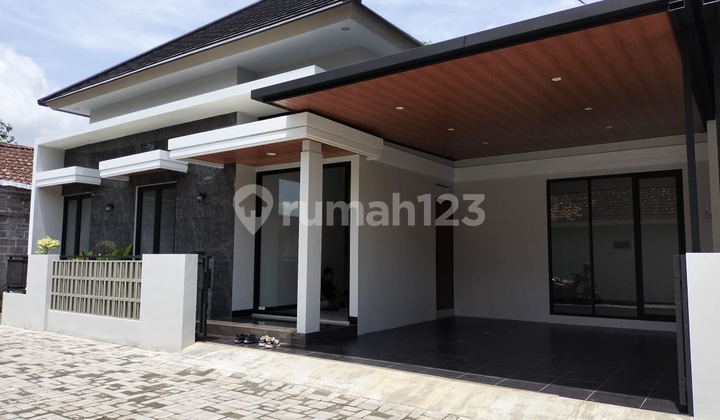 Jual Rumah Baru Siap Huni Jalan Kaliurang 2