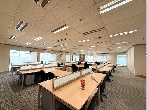 For Sale Office Space SCBD size 550m2 Fully Furnished South Jakarta