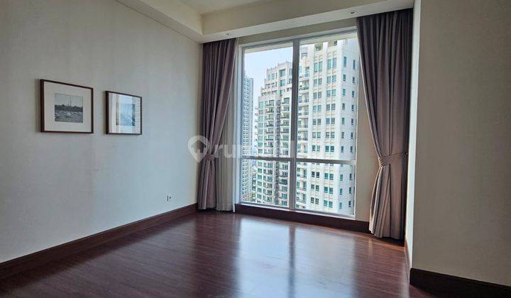 Disewakan Pakubuwono Signature 4br Uk385m2 At Jakarta Selatan Furnished 2