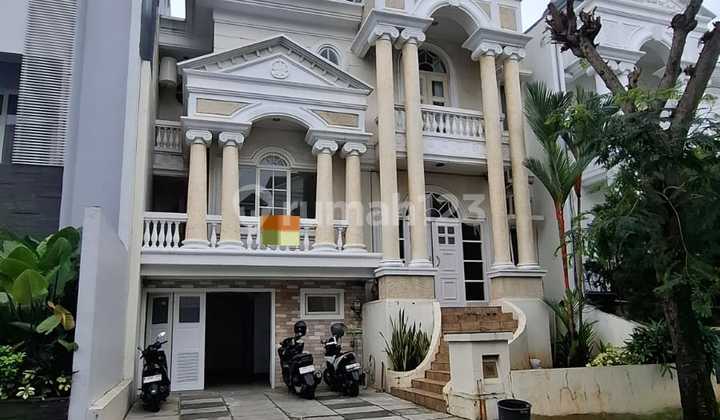 For Rent: Mediterranean PIK Cluster House, 250M2, Semi-Furnished, AC, Neat, Newly Renovated, North Jakarta.