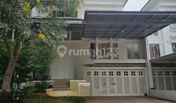 Disewa Rumah PIK Crown Golf 2Lt Furnished Uk300m² at Jakarta Utara
