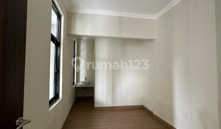 Dijual Rumah Bagus di Nusaloka BSD, Tangerang Selatan 2
