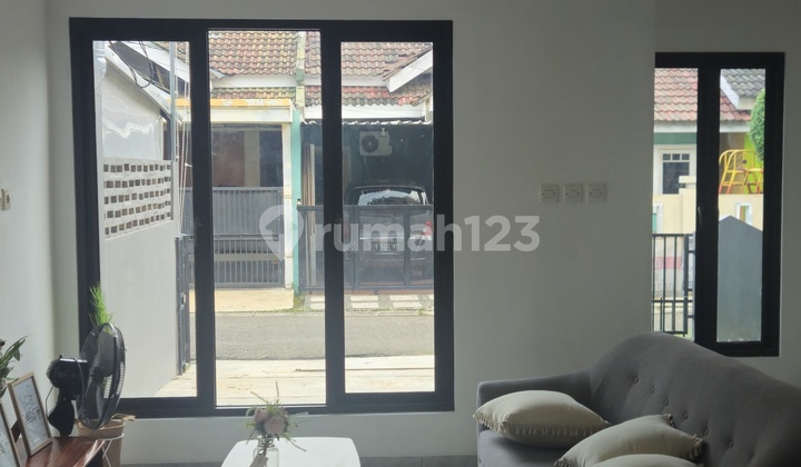 For Sale Semi Furnished House in Nusaloka BSD City, South Tangerang 2
