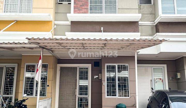 Dijual Rumah 2 Lantai di Cluster Amarillo Village Gading Serpong, Tangerang 1