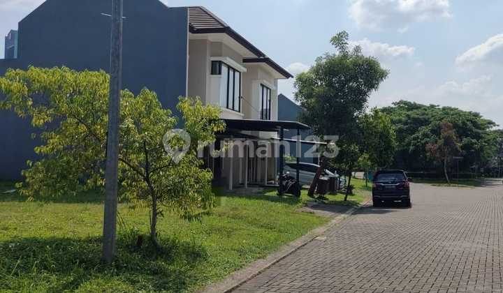 FOR SALE 216 m² Illustria Eminent BSD City Lot, South Tangerang