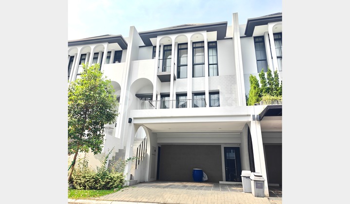 Dijual Rumah Cantik 3 Lantai Harga Murah di BSD Aether Greenwich Park, Tangerang Selatan