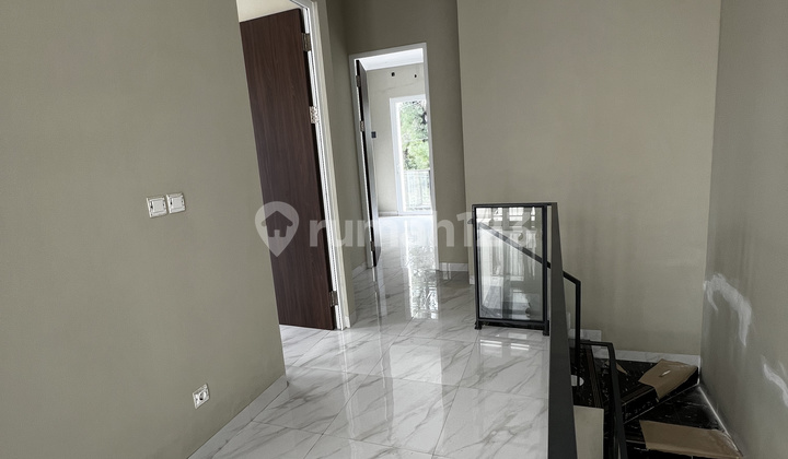 Dijual Rumah Brand New di Melati Mas, Tangerang Selatan 2