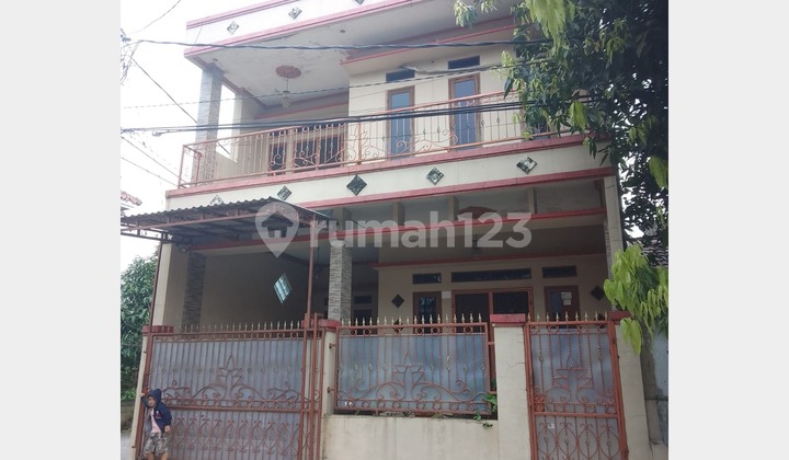 Dijual Rumah 2 Lantai di Komplek Pinang Griya Permai, Tangerang