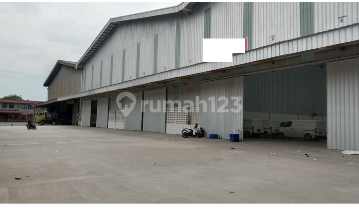 Disewakan Gudang di Kawasan Industri Sepatan, Tangerang Disewakan Gudang di Kawasan Industri Sepatan, Tangerang