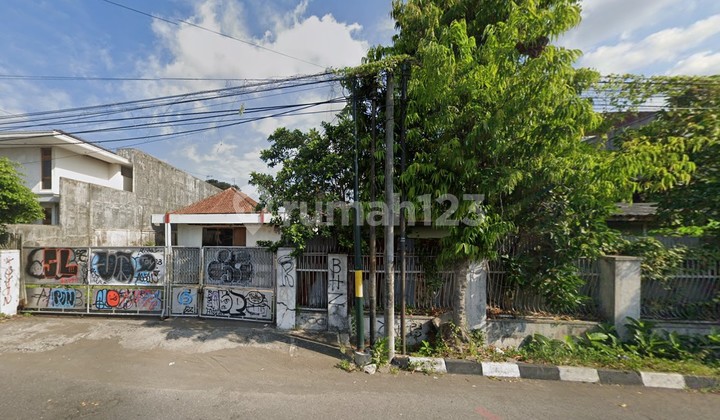 Commercial Building Suitable for Restaurant, Gondokusuman, Yogyakarta