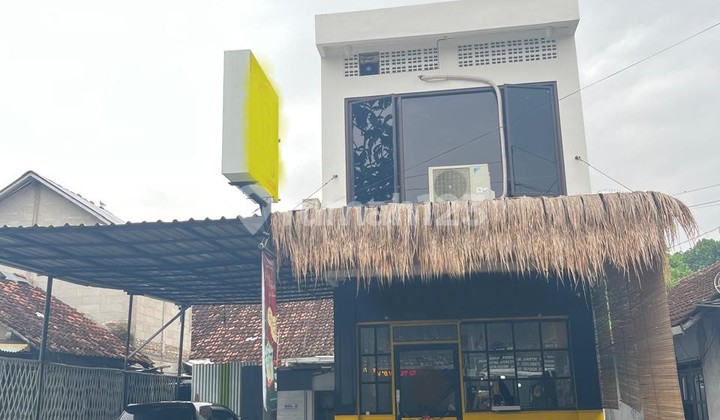 Shop House and Coffee Shop in Brajan, Tamantirto, Kasihan, Bantul, Yogyakarta Shop House and Coffee Shop in Brajan, Tamantirto, Kasihan, Bantul, Yogyakarta