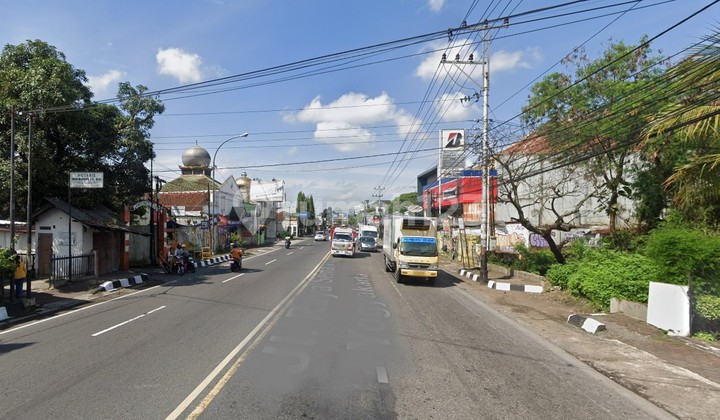 SHOPHOUSE IN THE BUSINESS CENTER, KEDUNGSARI, NORTH MAGELANG, MAGELANG, CENTRAL JAVA SHOPHOUSE IN THE BUSINESS CENTER, KEDUNGSARI, NORTH MAGELANG, MAGELANG, CENTRAL JAVA