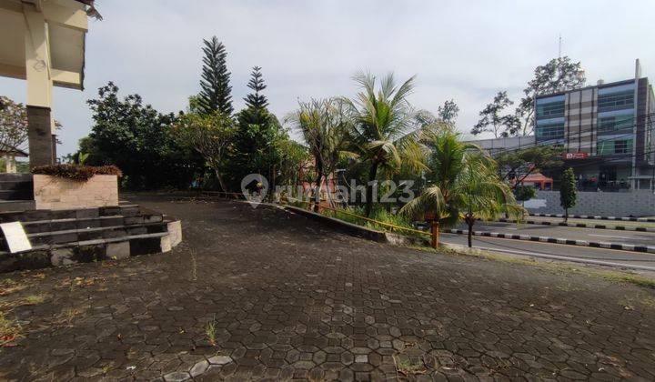 BANGUNAN KOMERSIAL COCOK UNTUK KANTOR, MAGUWOHARJO, DEPOK, SLEMAN, YOGYAKARTA 2