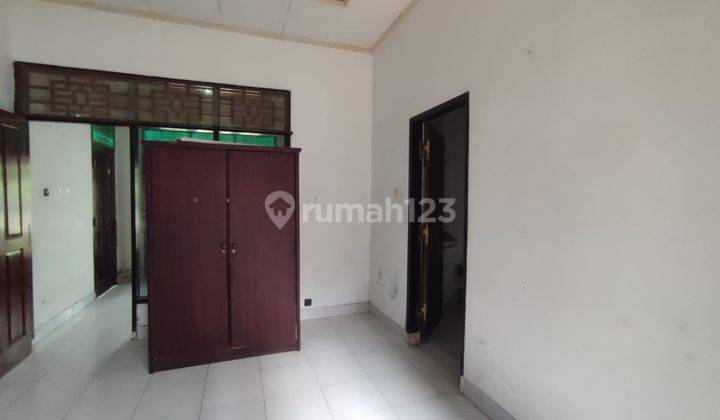 Rumah Luas Dekat Kampus Ugm, Pogung Baru, Sinduadi, Mlati, Sleman. 5