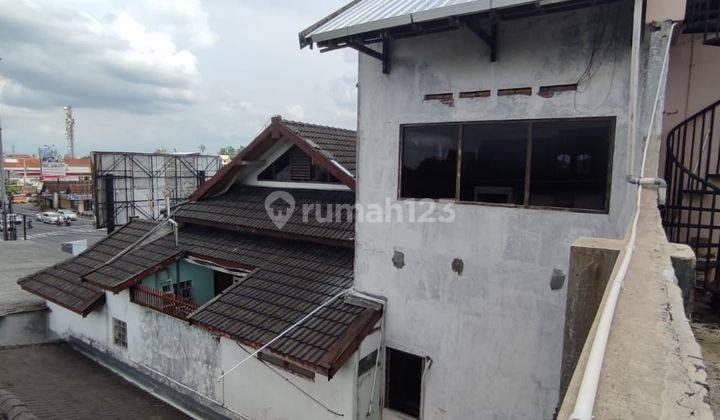 Bangunan Komersial Di Kyai Mojo, Tegalrejo, Jogja 13