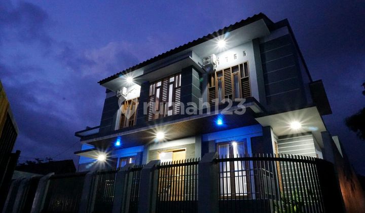 Rumah Kolam Renang Di Donoharjo, Ngaglik, Sleman. 2