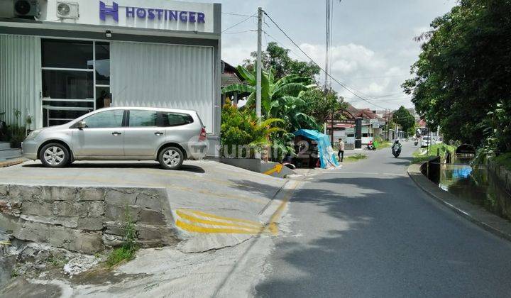 Bangunan Komersial Kantor 1 Lantai Dan 1 Basement, Mlati, Sleman 8